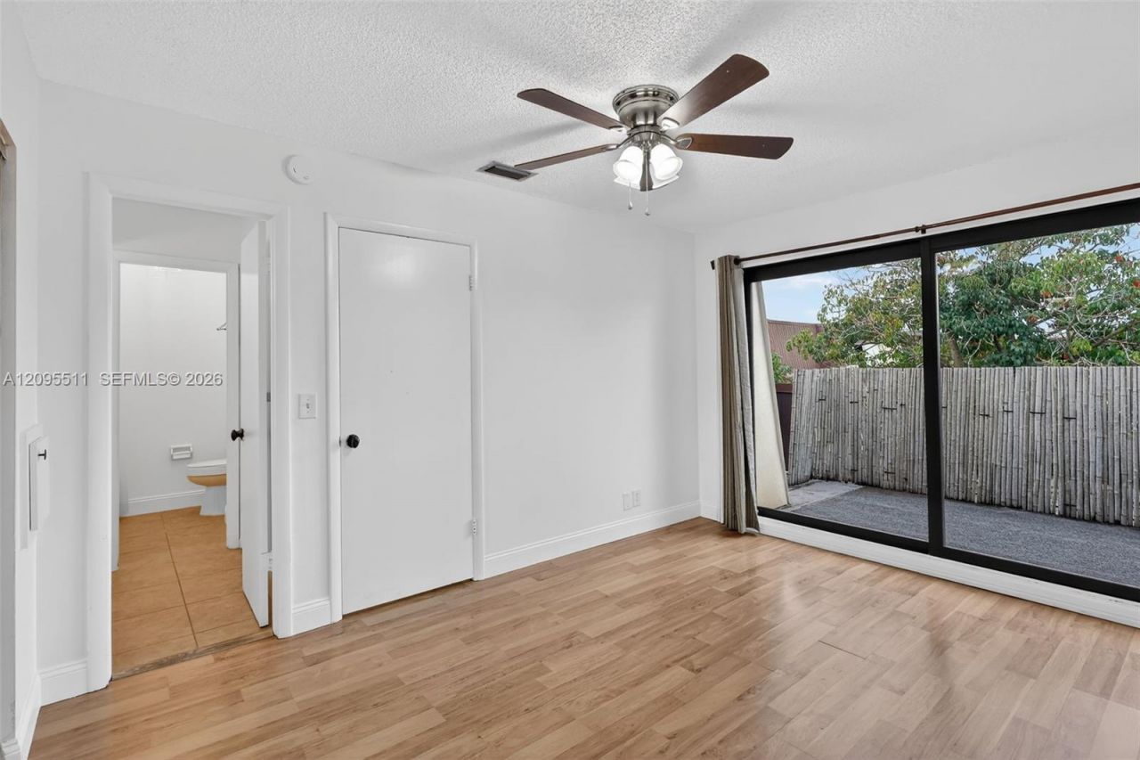 3516 Gardens East Dr, Unit A, Palm Beach Gardens, FL 33410 Photo