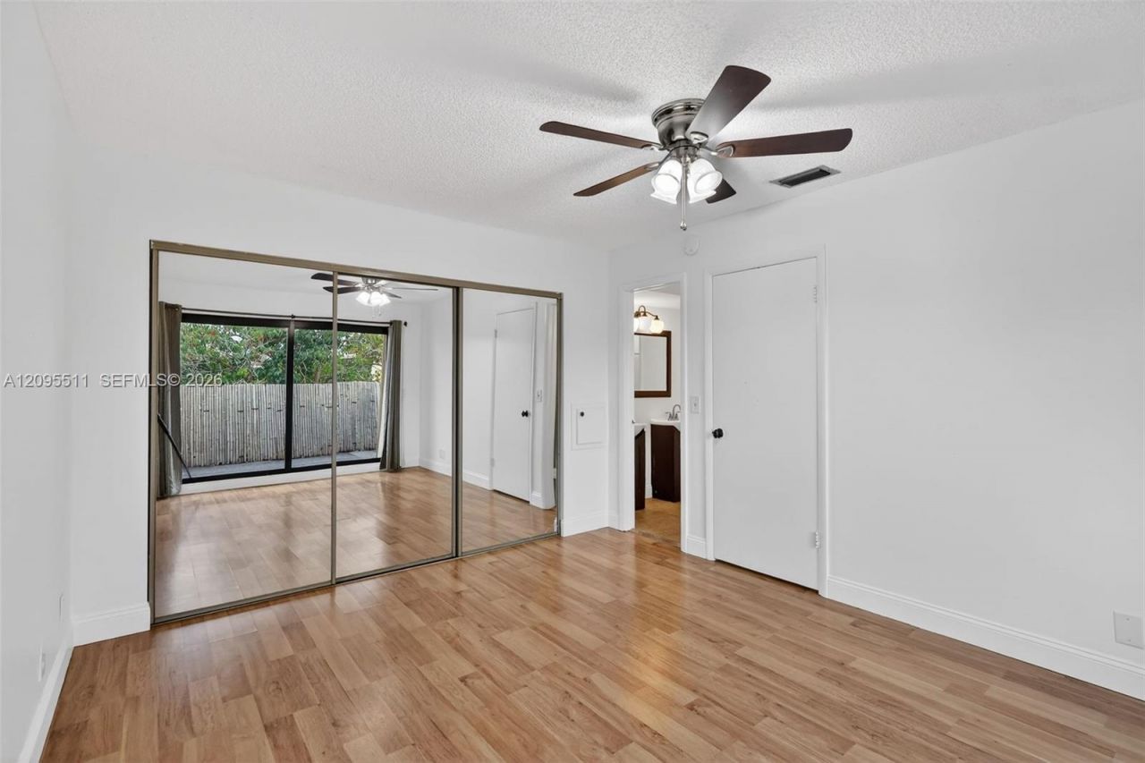 3516 Gardens East Dr, Unit A, Palm Beach Gardens, FL 33410 Photo
