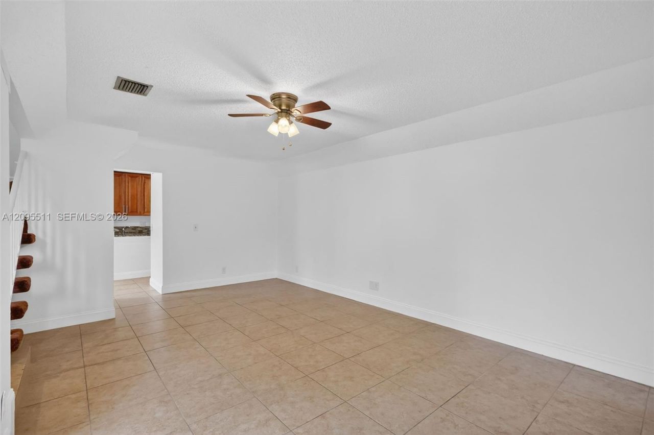 3516 Gardens East Dr, Unit A, Palm Beach Gardens, FL 33410 Photo