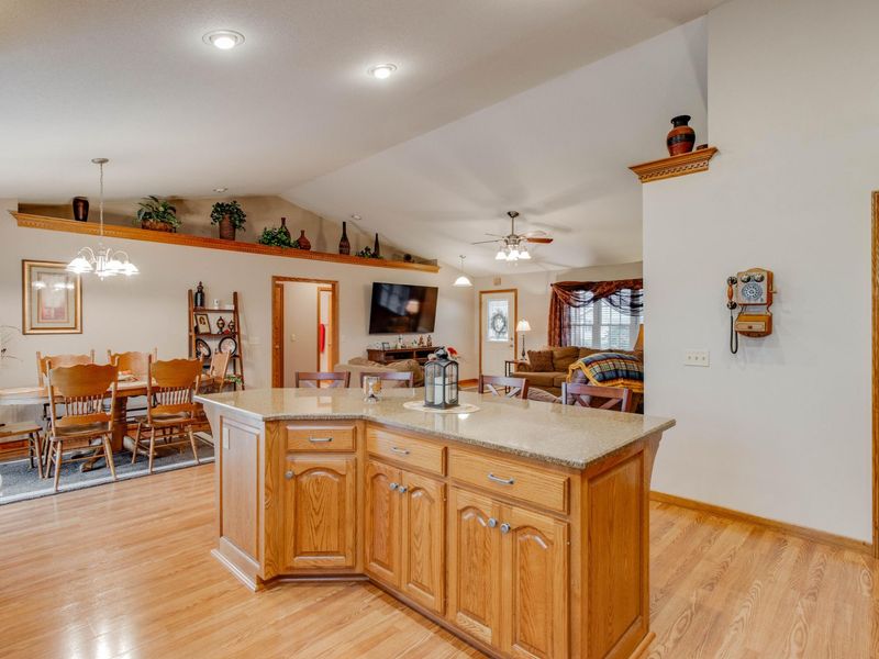 34 Kyle Drive, Wapakoneta, OH 45895 Photo 16