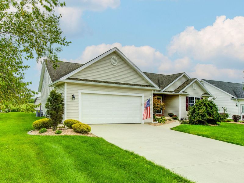 34 Kyle Drive, Wapakoneta, OH 45895 Photo 3