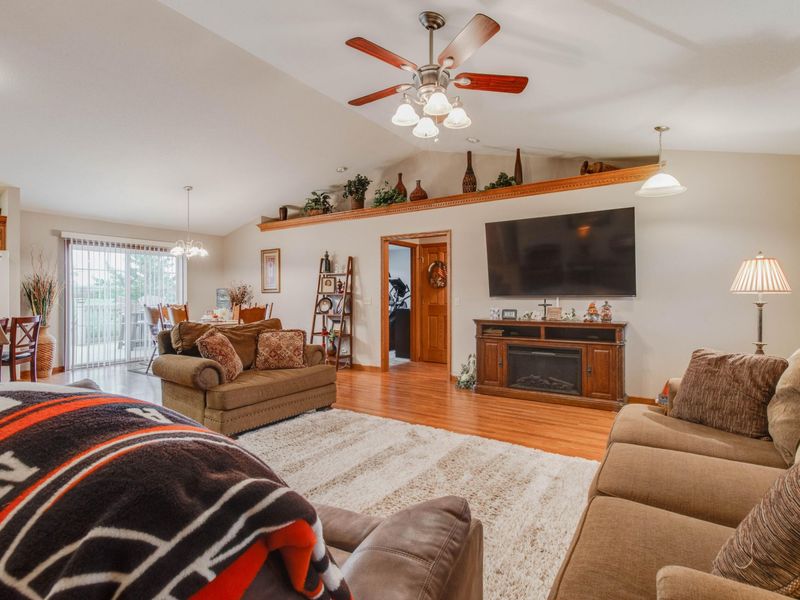 34 Kyle Drive, Wapakoneta, OH 45895 Photo 8