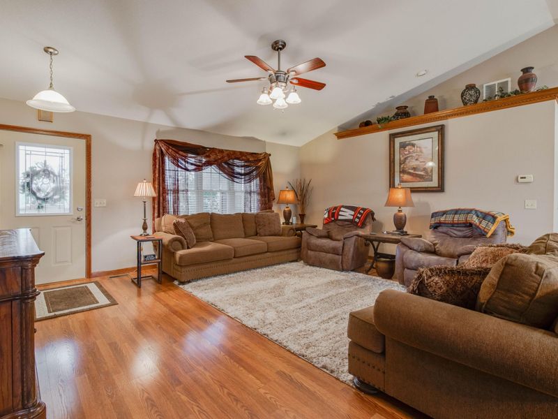34 Kyle Drive, Wapakoneta, OH 45895 Photo 9