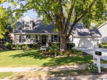 15338 Davenport Circle, Omaha, NE 68154