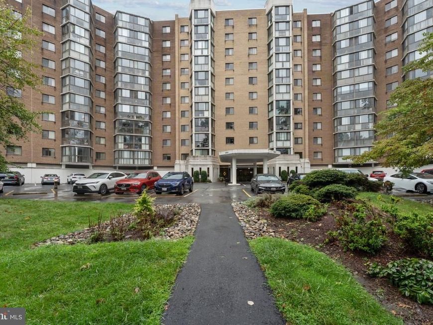 15101 Interlachen Drive, Unit 1-401, Silver Spring, MD 20906 Main Photo