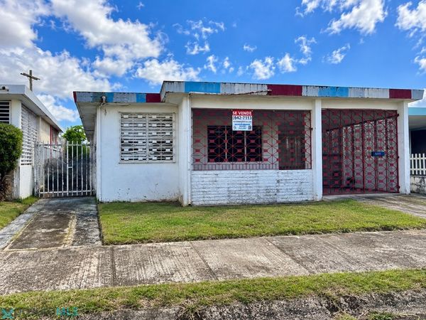 2J-17 FRESA, Bayam?´n, PR 00956