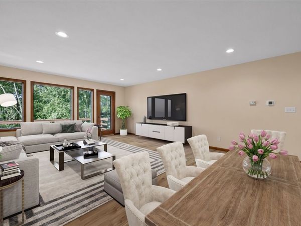 1585 Matterhorn Drive NE, Cedar Rapids, IA 52402