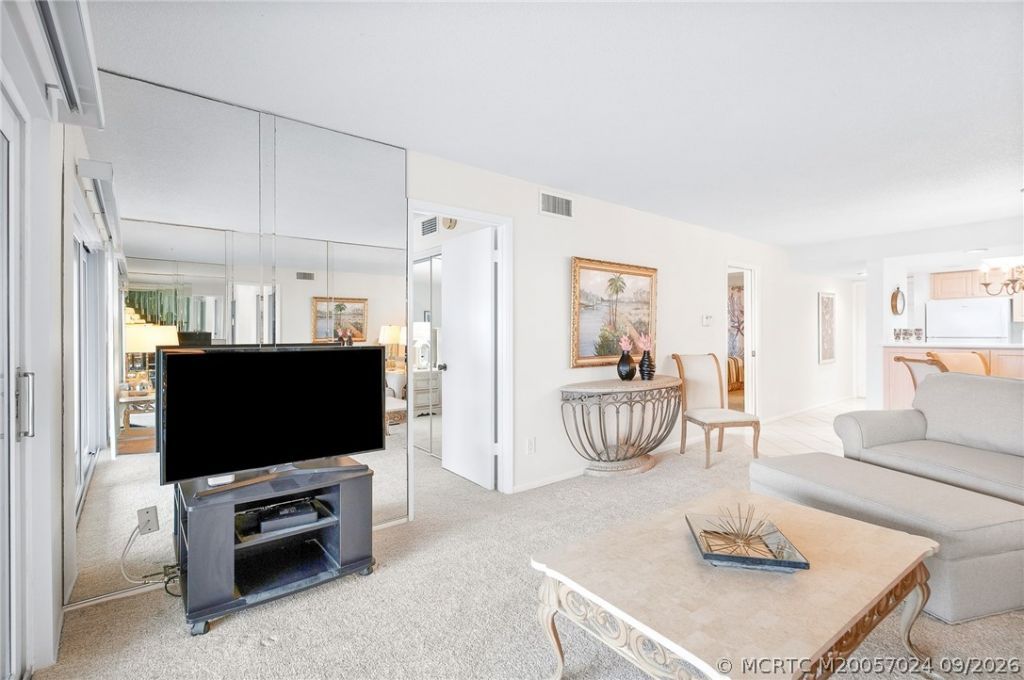 429 NE Tradewind Lane , Unit 403, Stuart, FL 34996 Photo