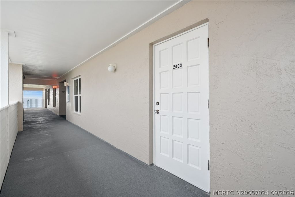 429 NE Tradewind Lane , Unit 403, Stuart, FL 34996 Photo