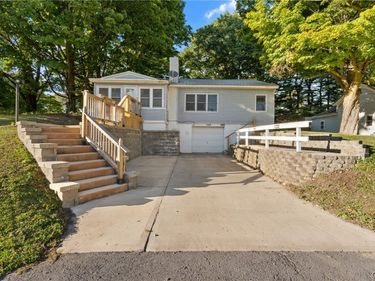 709 Seward Street , Fulton, NY 13069