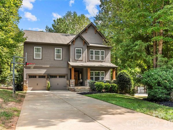 1324 Huntcliff Drive , Waxhaw, NC 28173