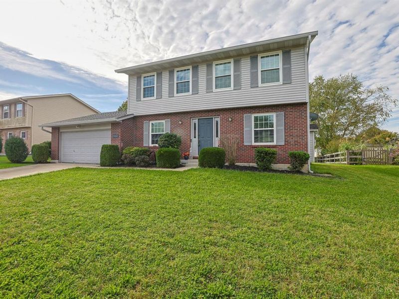2041 Apple Knoll Lane, Monroe, OH 45044 Photo 2
