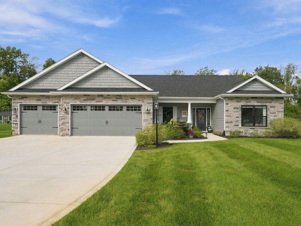 135 Dolby Way, Angola, IN 46703