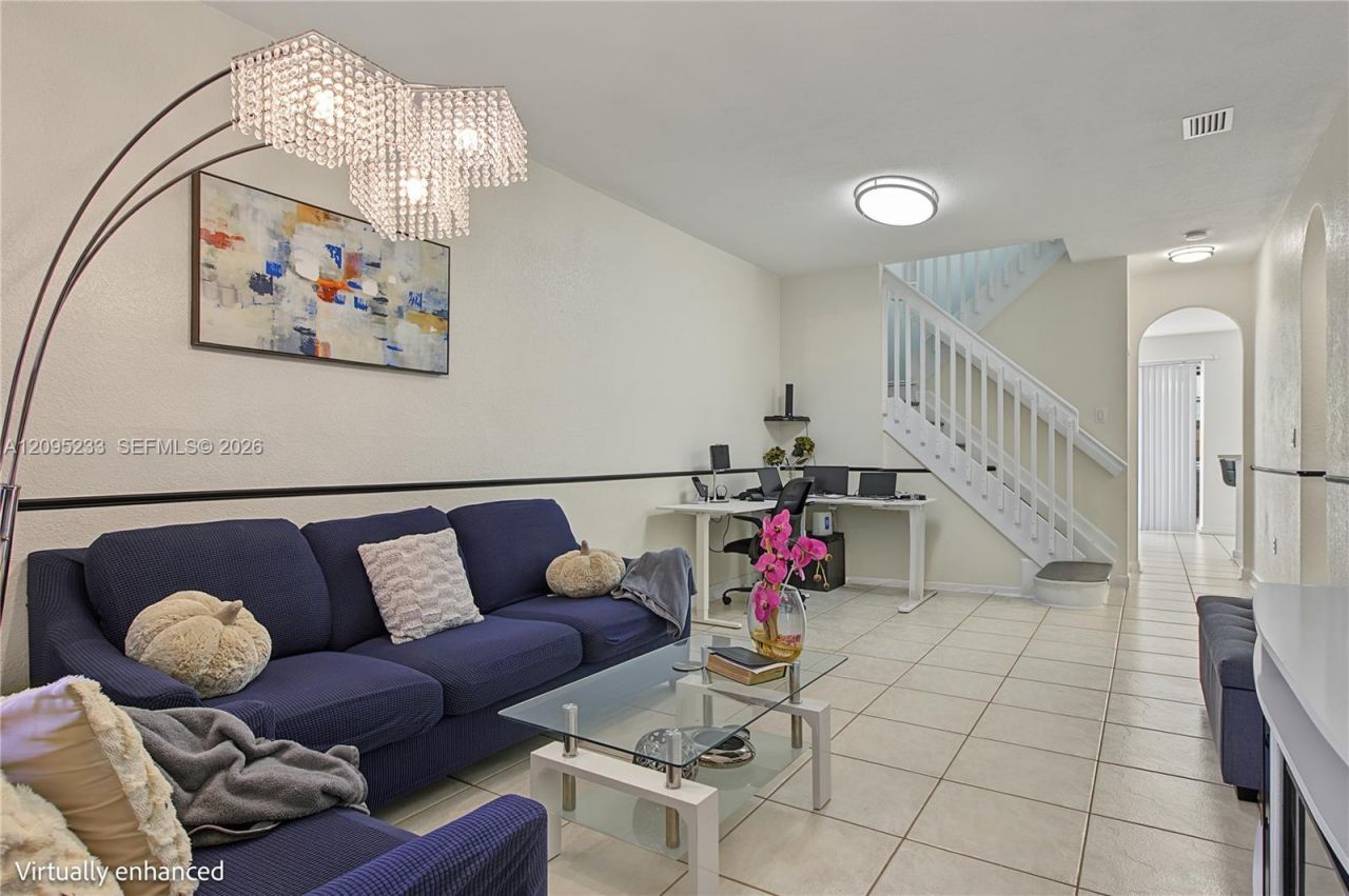 5657 NW 113th Ave , Doral, FL 33178 Photo
