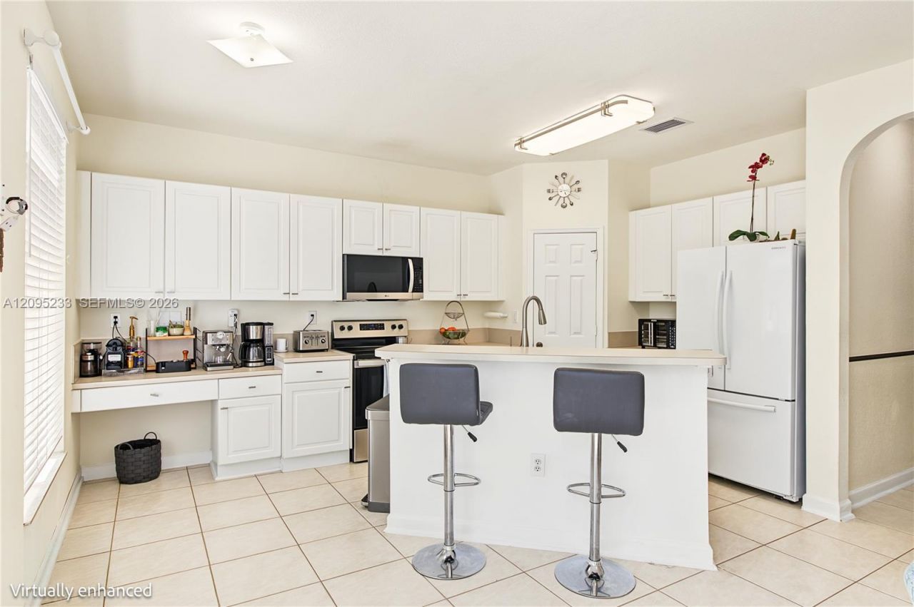5657 NW 113th Ave , Doral, FL 33178 Photo