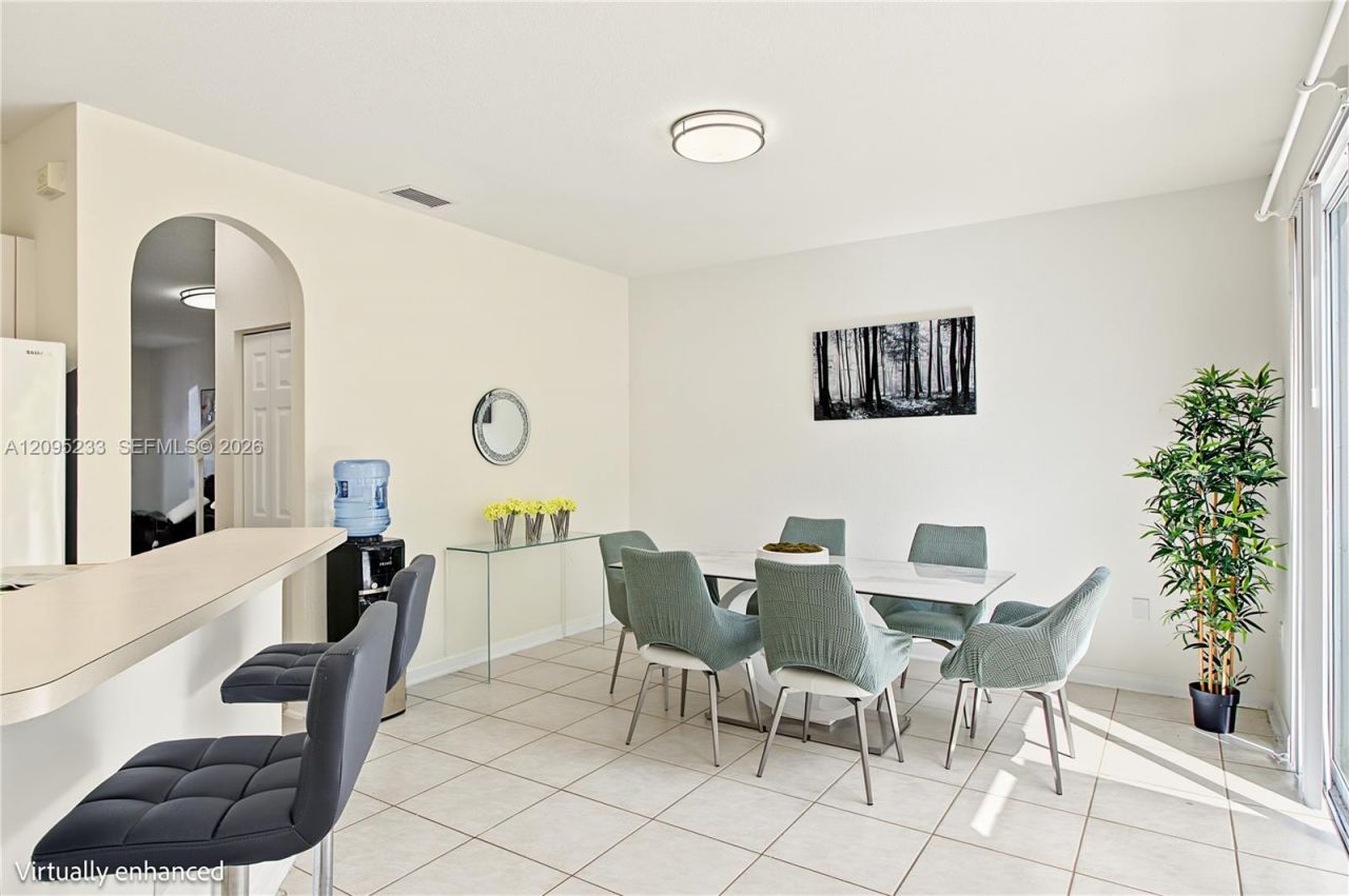 5657 NW 113th Ave , Doral, FL 33178 Photo