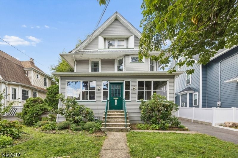 34 Hasbrouck Pl, Rutherford, NJ 07070 Main Photo