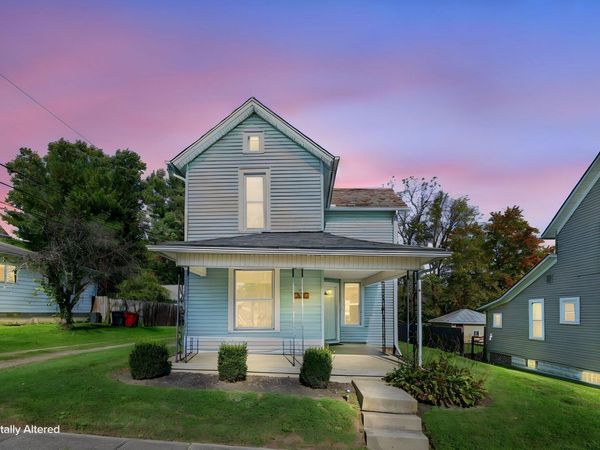 1318 W Maple Street, Baltimore, OH 43105