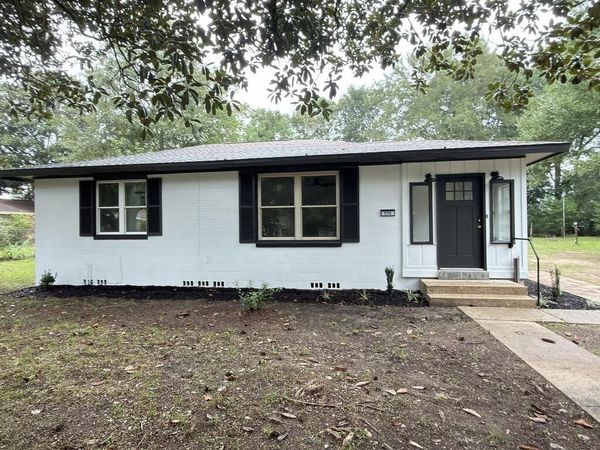 215 E 3rd Avenue, Crestview, FL 32536