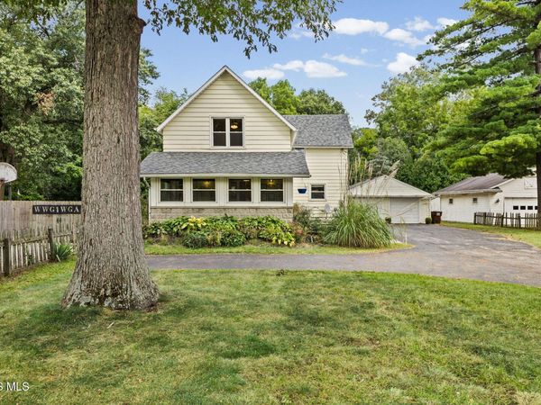 5948 Whiteford Road, Sylvania, OH 43560