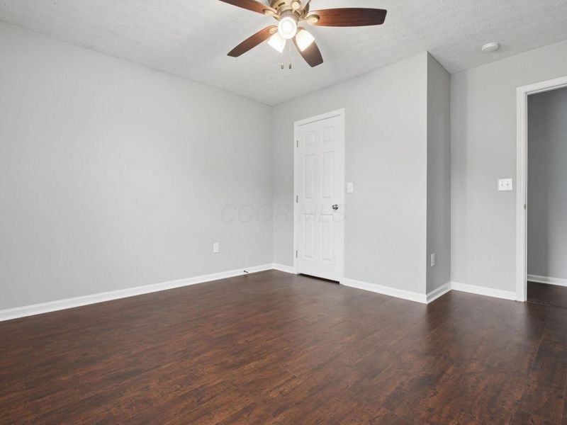 596 Ridenour Road , Columbus, OH 43230 Photo 29