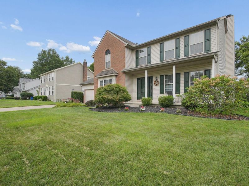 596 Ridenour Road , Columbus, OH 43230 Photo 5