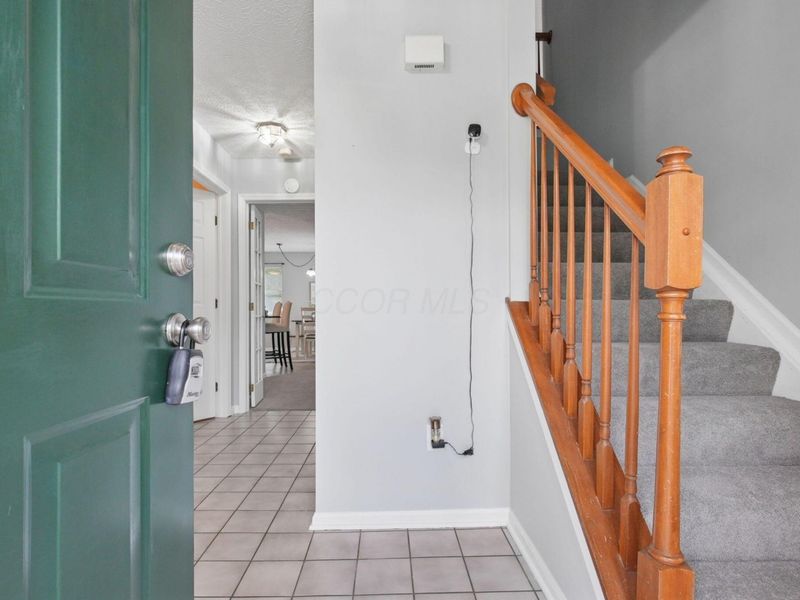 596 Ridenour Road , Columbus, OH 43230 Photo 7