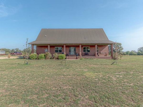 11752 E Highway 62 E , Ash Flat, AR 72513