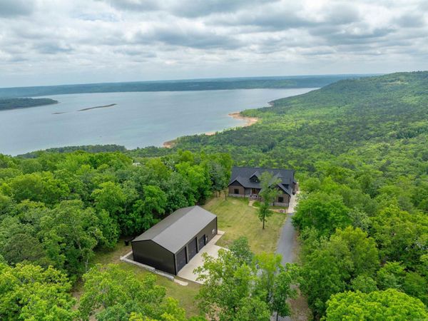2560 Diamond Bluff Road , Quitman, AR 72131