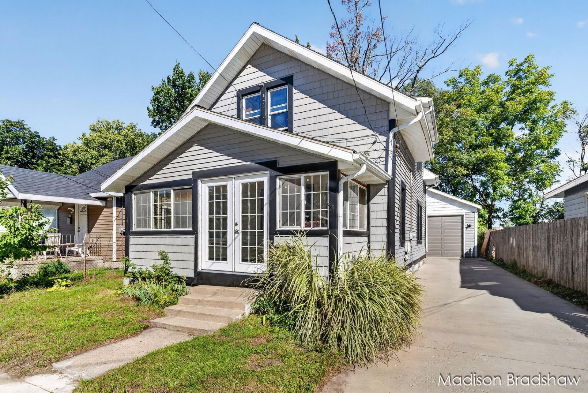 229 Fox Street Sw, Grand Rapids, MI 49507 Main Photo