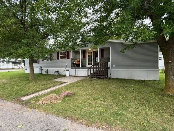 701 N Shakespeare Avenue, Mankato, MN 56001