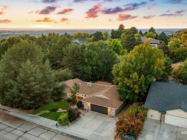 2013 S Coloma Way, Boise, ID 83712