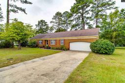 2413 Bendemeer Drive  photo 4
