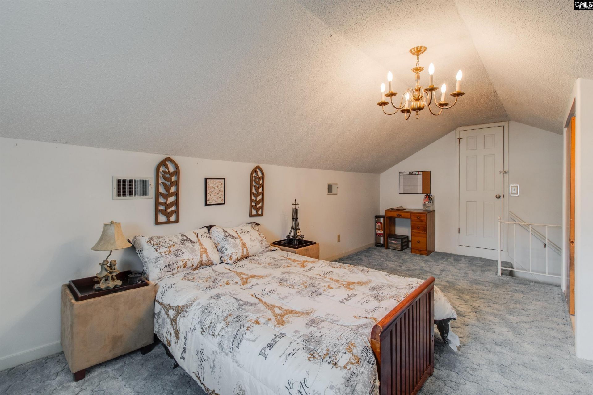 2413 Bendemeer Drive  Photo 29