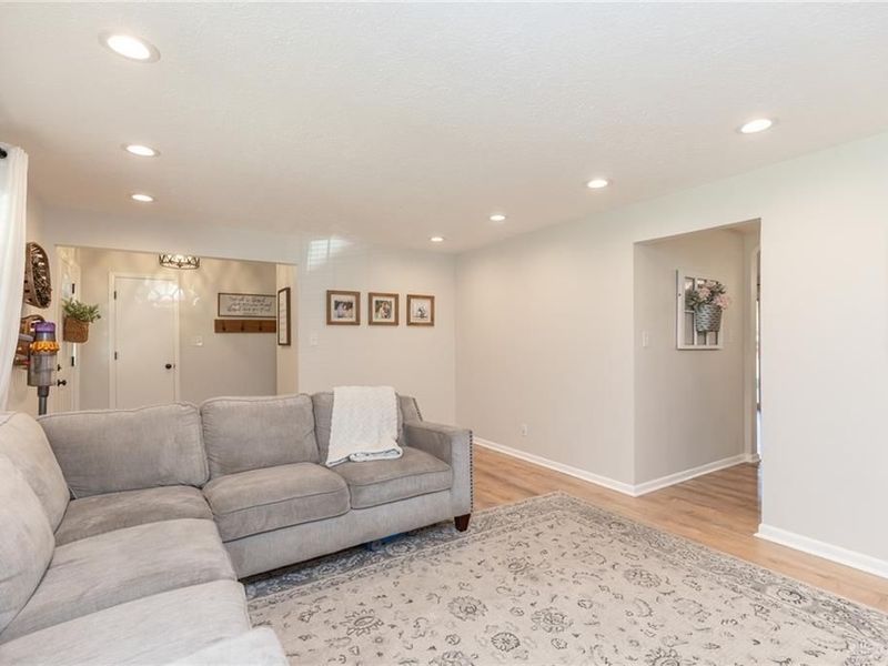 887 New England Avenue, Centerville, OH 45429 Photo 11