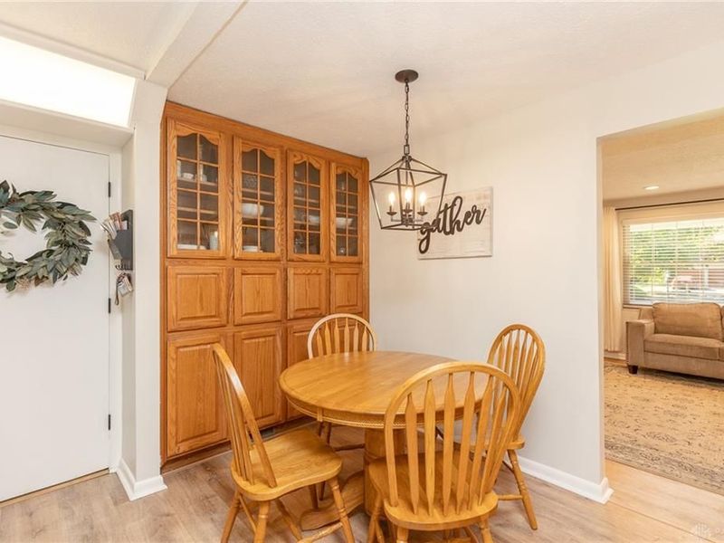 887 New England Avenue, Centerville, OH 45429 Photo 13