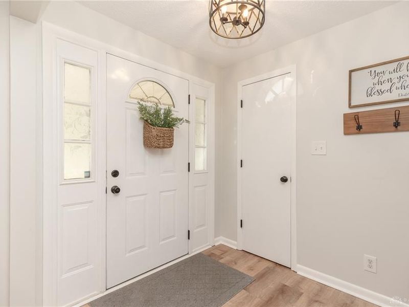 887 New England Avenue, Centerville, OH 45429 Photo 6