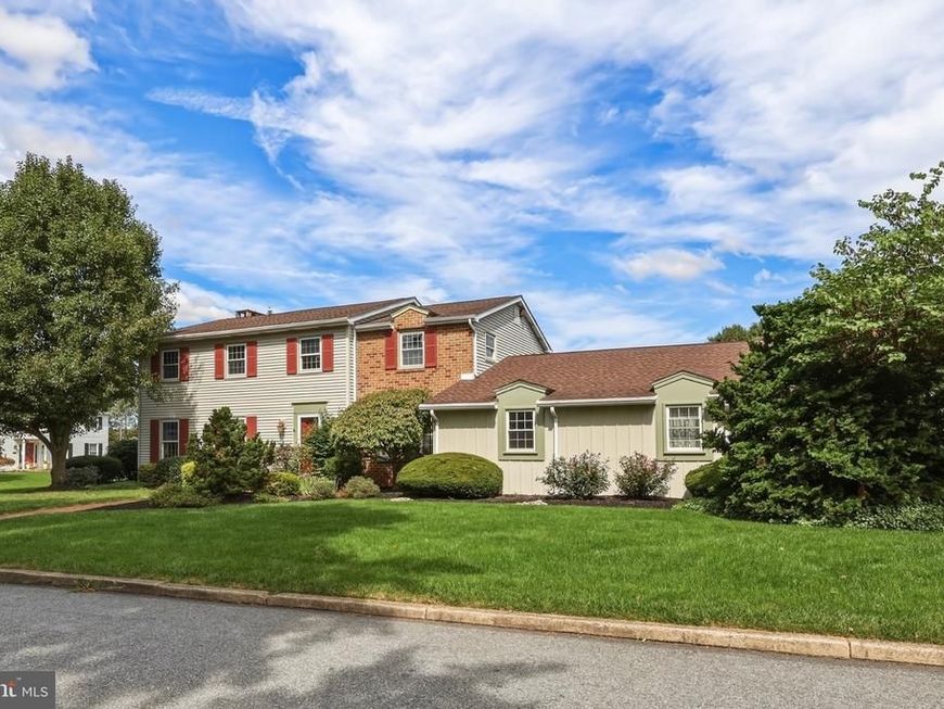 1285 Clearview Circle , Allentown, PA 18103 Main Photo