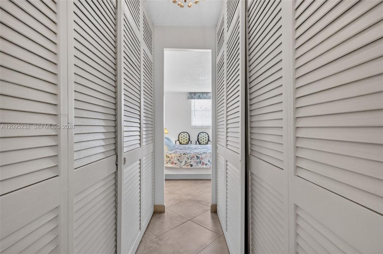 1913 S Ocean Dr, Unit 230, Hallandale Beach, FL 33009 Photo