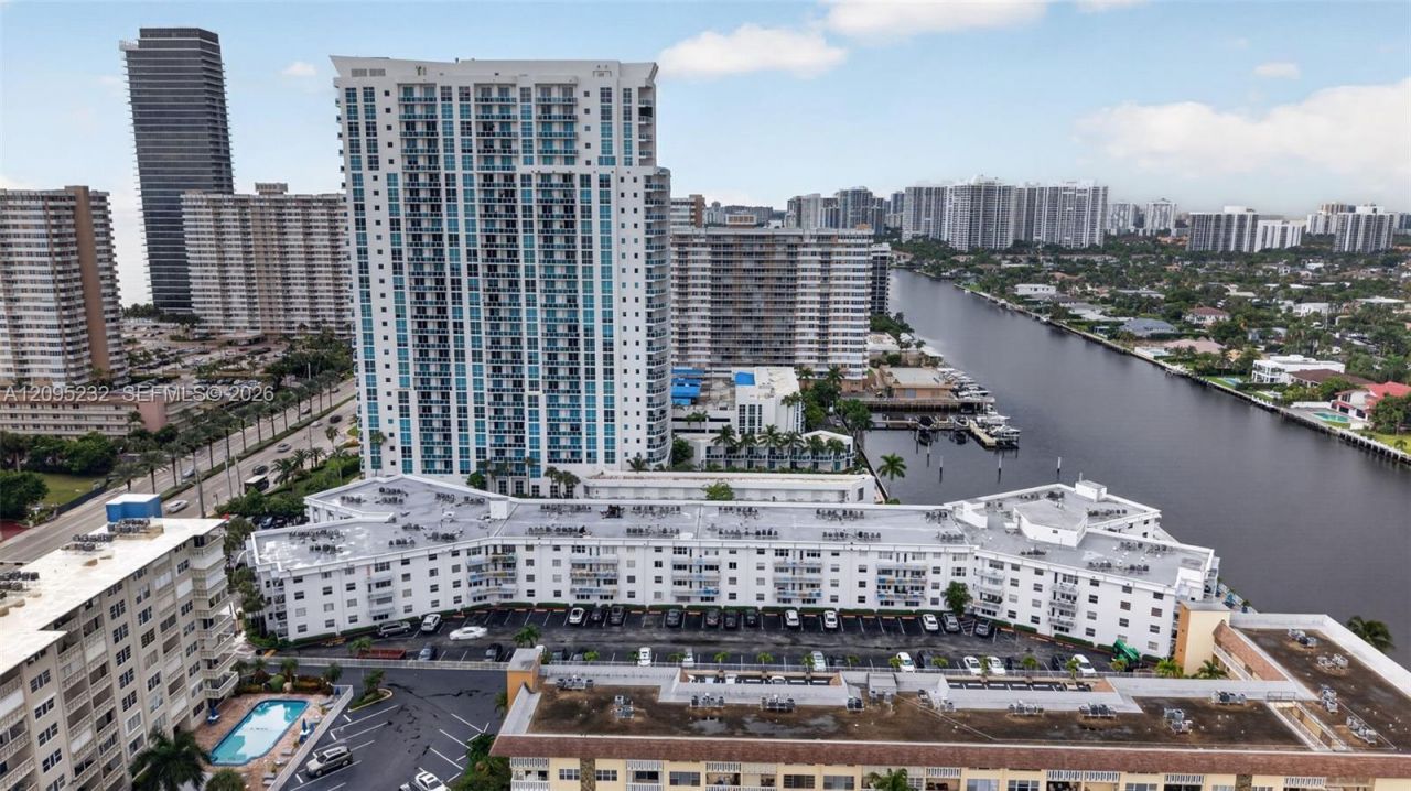1913 S Ocean Dr, Unit 230, Hallandale Beach, FL 33009 Photo