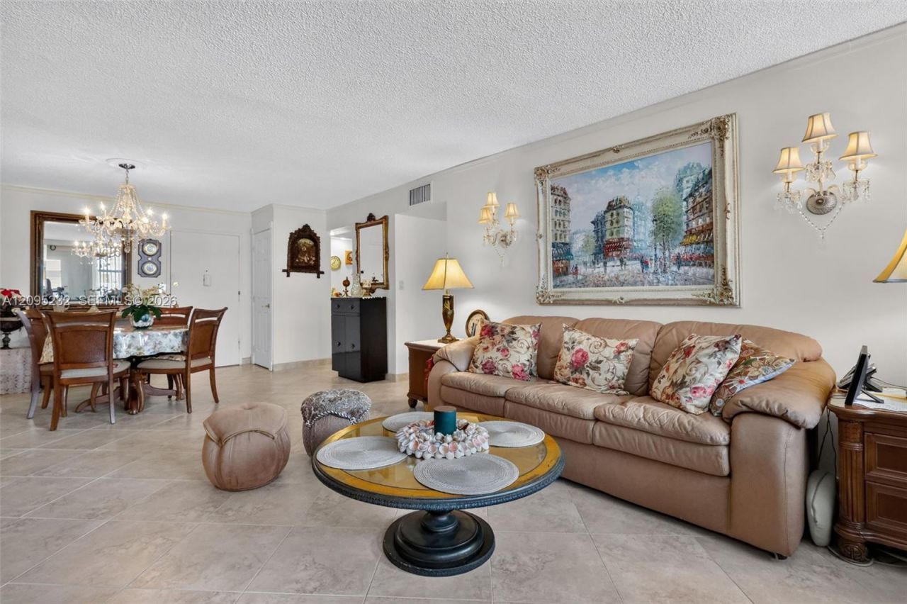 1913 S Ocean Dr, Unit 230, Hallandale Beach, FL 33009 Photo