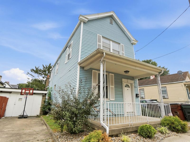 2210 Busse Street, Covington, KY 41014 Photo 2