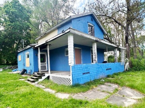 2120 Francis Street, Jackson, MI 49203