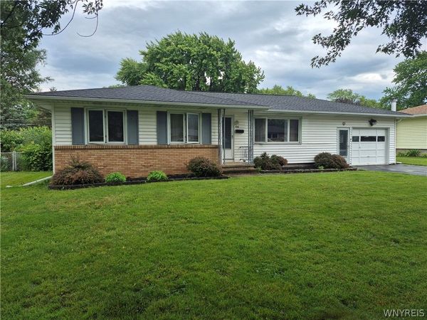 66 Landau Drive, Rochester, NY 14606