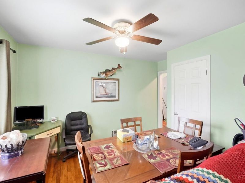 8554 Plainfield Road, Sycamore Township, OH 45236 Photo 11