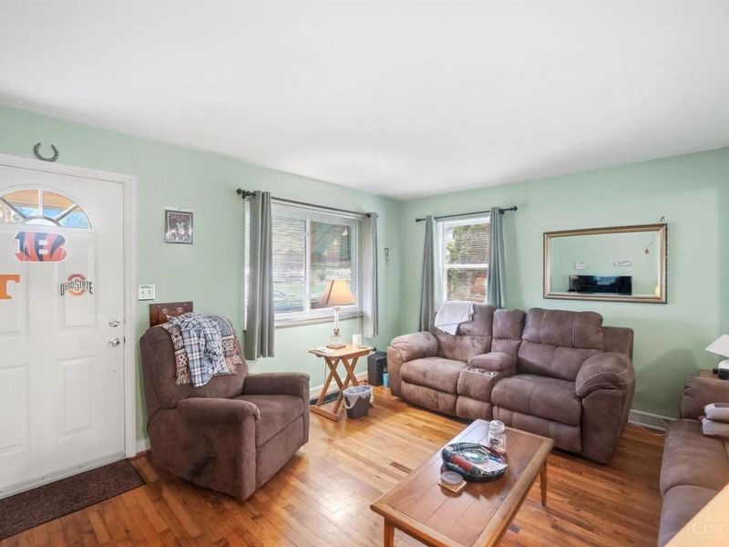 8554 Plainfield Road, Sycamore Township, OH 45236 Photo 7