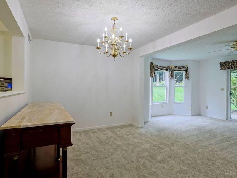 8404 Ridge Pointe Court, Cincinnati, OH 45237 Photo 12