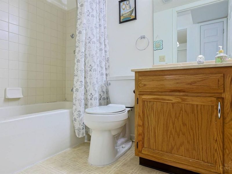 8404 Ridge Pointe Court, Cincinnati, OH 45237 Photo 27