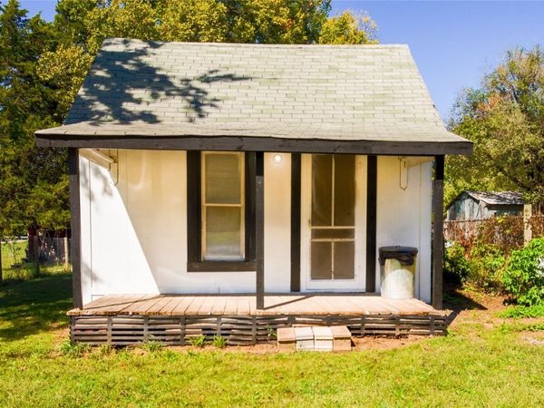221 S Elm Street , Chelsea, OK 74016