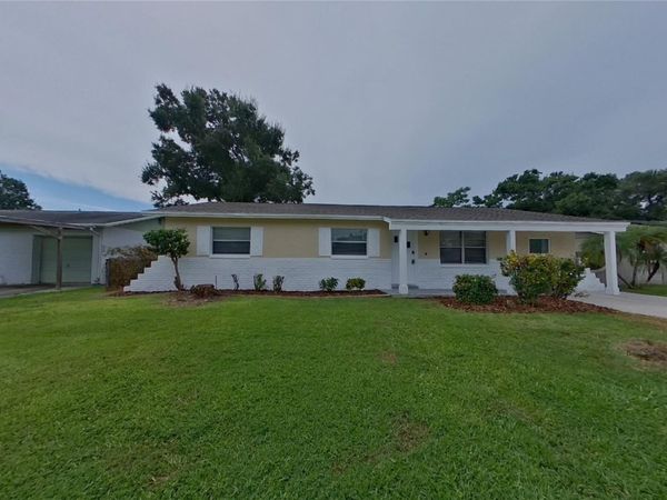 LARGO, FL 33774